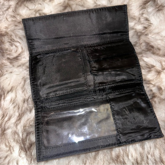 🌟🌟 Sephora Metallic Gold Wallet 🌟🌟 - Picture 2 of 3